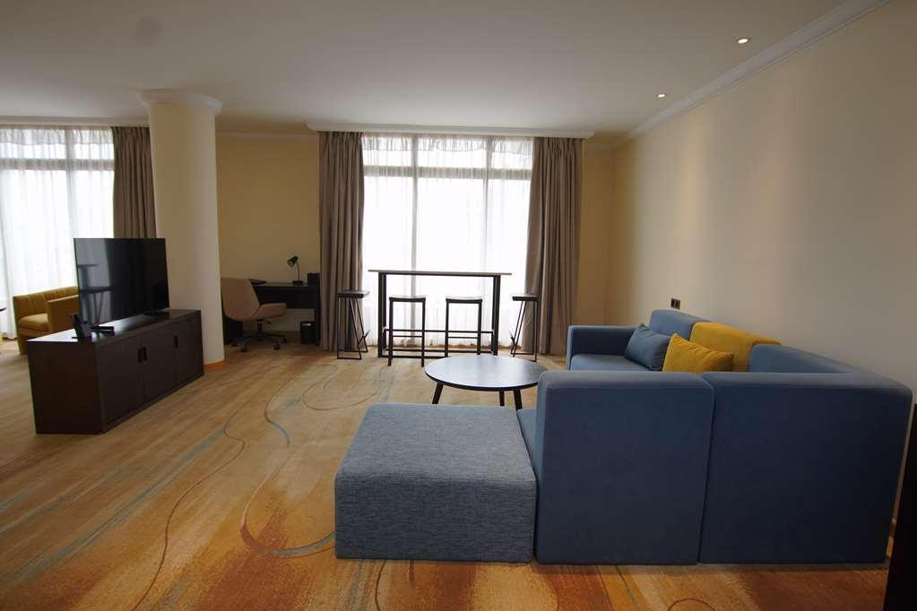 Best Western Premier Dynasty Аддис-Абеба Номер фото